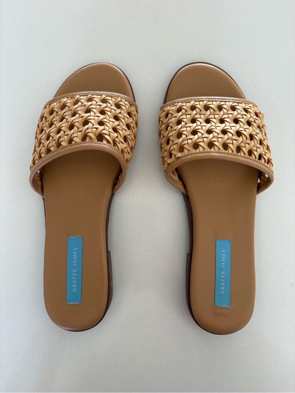 Draper James Rattan Slides - Picture 5 of 7